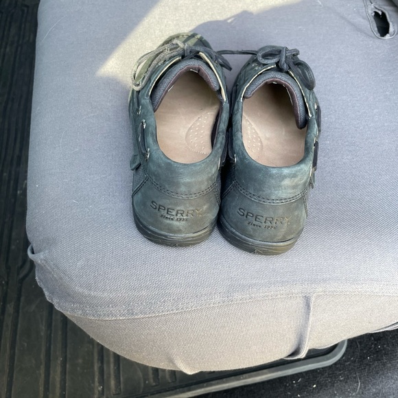 Brand new size 8.5 black sperry - Picture 3 of 6